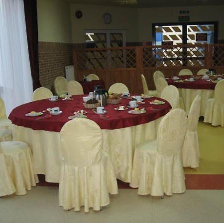 Arena Hotel Kaliszki Εξωτερικό φωτογραφία